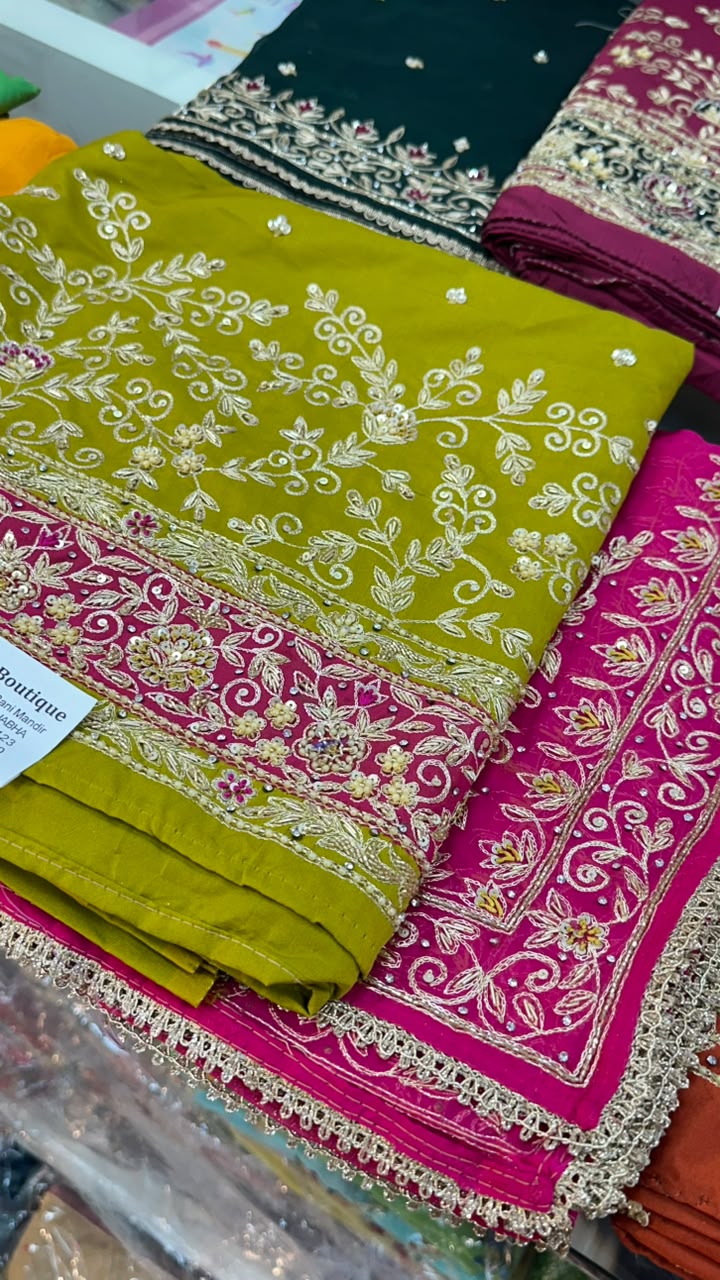 contrast handwork suits - Image 1